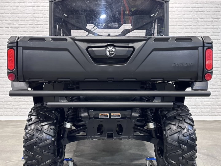 2016 BRP CAN-AM DEFENDER XT HD-10 EFI + 4WD + DPS + CABINE + CHAUFRETTE + 11130 KM + RARE & A1 