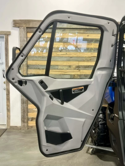 2021 BRP CAN-AM DEFENDER CAB HD-10 LIMITED + 4X4 + D.P.S + 3985 KM SEULEMENT + TOUTE ÉQUIPÉE + RARE & IMPECCABLE A1 