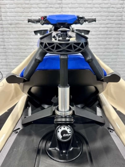 2025 BRP SEA-DOO WAKE 170 H.P + IBR + VTS + IDF + 3 PASSAGERS + 6 HR SEULEMENT + TOUR & RACK + RARE & A1 
