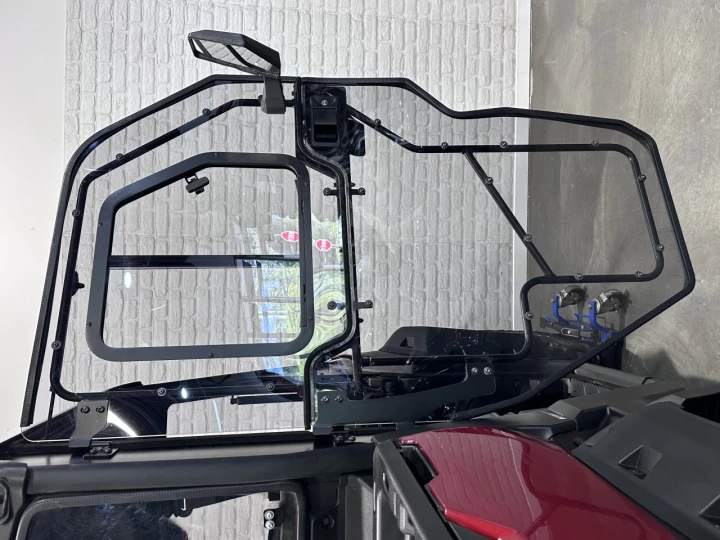 2016 BRP CAN-AM DEFENDER XT HD-10 EFI + 4WD + DPS + CABINE + CHAUFRETTE + 11130 KM + RARE & A1 