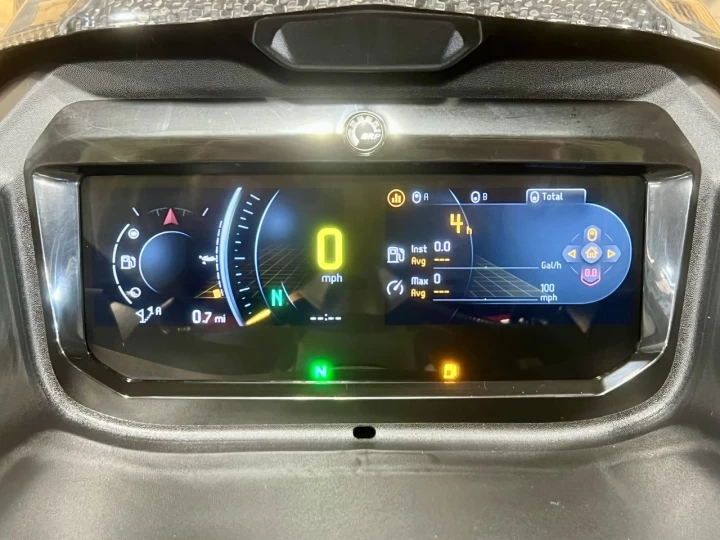 2025 BRP SEA-DOO RXP-X 325 H.P + IBR + VTS + PREMIUM AUDIO + TECH PKG + 4 HR + RARE & A1 