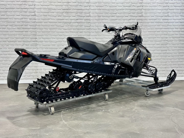 2023 BRP SKI-DOO RENEGADE X 900 ACE TURBO ''R'' 180 HP + REV GEN4 + 16496 KM + RARE & A1 