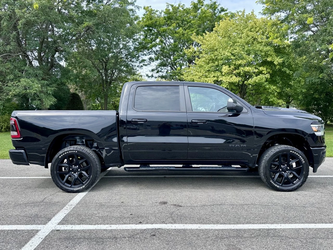 2022 DODGE RAM 1500 SPORT EDITION MIDNIGHT 5.7L HEMI 4WD CREW CAB + RARE & A1  Image principale