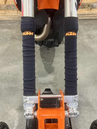 2019 KTM SX-F 450 EFI + 4 TEMPS + SEULEMENT 92 HR + BEAUCOUP D'OPTIONS $$$ + RARE & CONDITION A1 