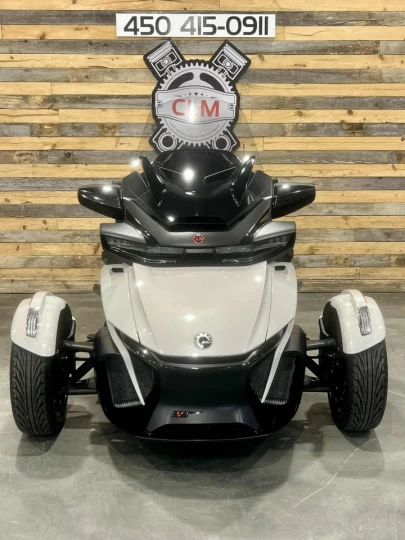 2020 BRP CAN-AM SPYDER RT SE-6 (SEMI-AUTOMATIQUE) + 56770 KM + COULEUR ET MODELE RARE + CONDITION A1 