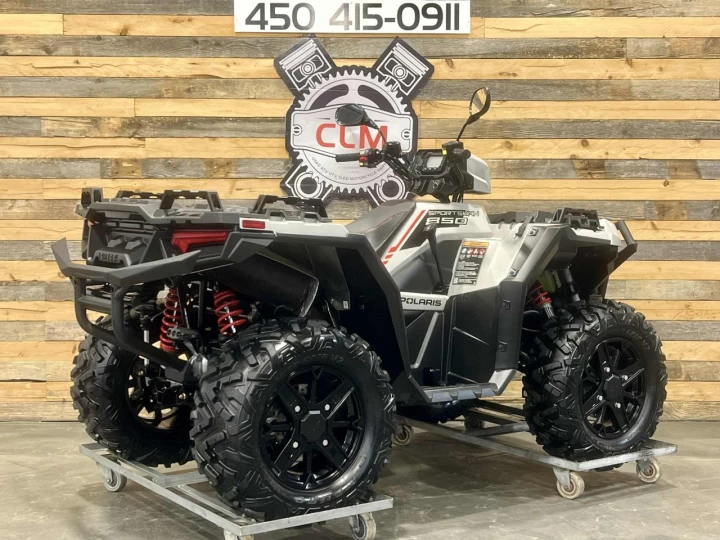 2023 POLARIS SPORTSMAN 850 EFI ULTIMATE TRAIL + 4X4 + EPS + SEULEMENT 534 KM / 34 HR + CONDITION A1 