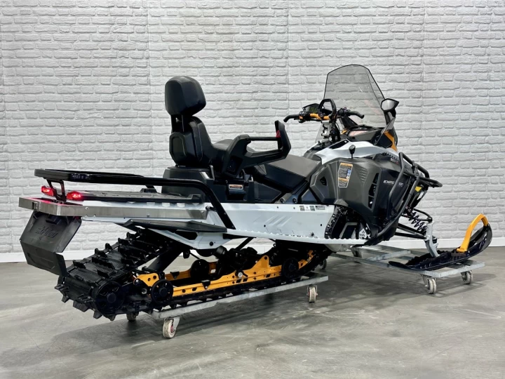 2023 BRP SKI-DOO EXPEDITION S.E = SPECIAL EDITION 900 ACE TURBO EFI 130 HP WT = WIDE TRACK 154'' X 20'' + BANC PASSAGER + 7555 KM + COULEUR RARE & A1 