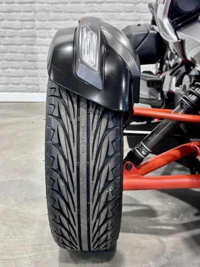 2015 BRP CAN-AM SPYDER F3-S SE-6 (SEMI-AUTOMATIQUE) + ROTAX 1330 cc + FOX + PARE-BRISE + DOSSIER + RARE & A1 