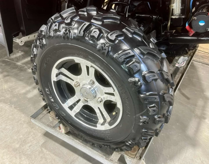 2010 ARCTIC CAT TRV H1 700 EFI 4X4 + VRAI VTT 2 PASSAGERS LEGALE EN SENTIER + 16018 KM 
