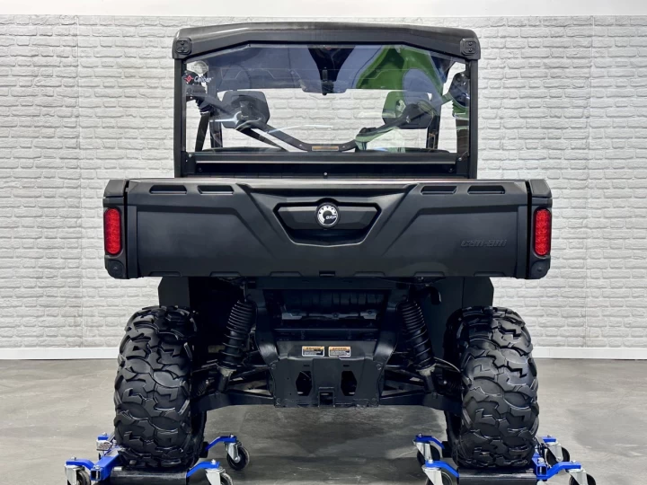 2017 BRP CAN-AM DEFENDER HD-5 EFI + 4WD + DPS + 3 PASSAGERS + SEULEMENT 4697 KM + RARE & PROPRE 
