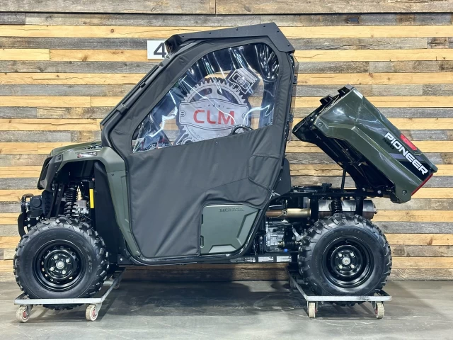 HONDA PIONEER 520 4WD + CABINE FERMÉ + PLUSIEURS OPTIONS $$$ + RARE & A1  2026