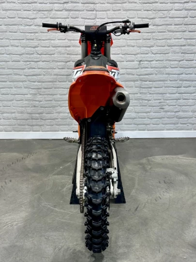 2023 KTM 350 SX-F EFI + 4 TEMPS + SEULEMENT 35 HR + MX - MOTOCROSS - ENDURO + RARE 
