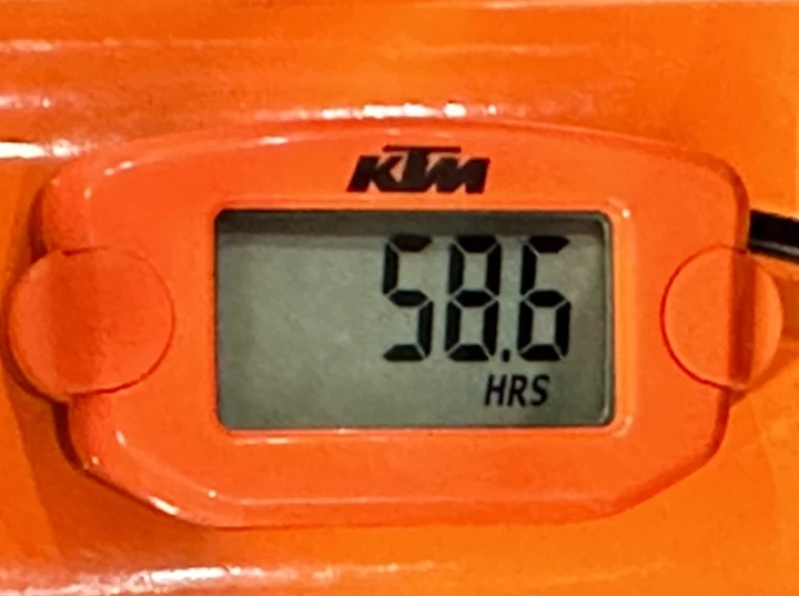 2024 KTM 65 SX + 2 TEMPS + SEULEMENT 58 HR + JEUNE / ENFANT MX - MOTOCROSS + RARE & A1 