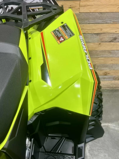 2024 POLARIS SCRAMBLER XP 1000 VERSION ''S'' + 4X4 + EPS + SEULEMENT 338 KM + GARANTIE OCT 2028 + RARE & IMPECCABLE A1 