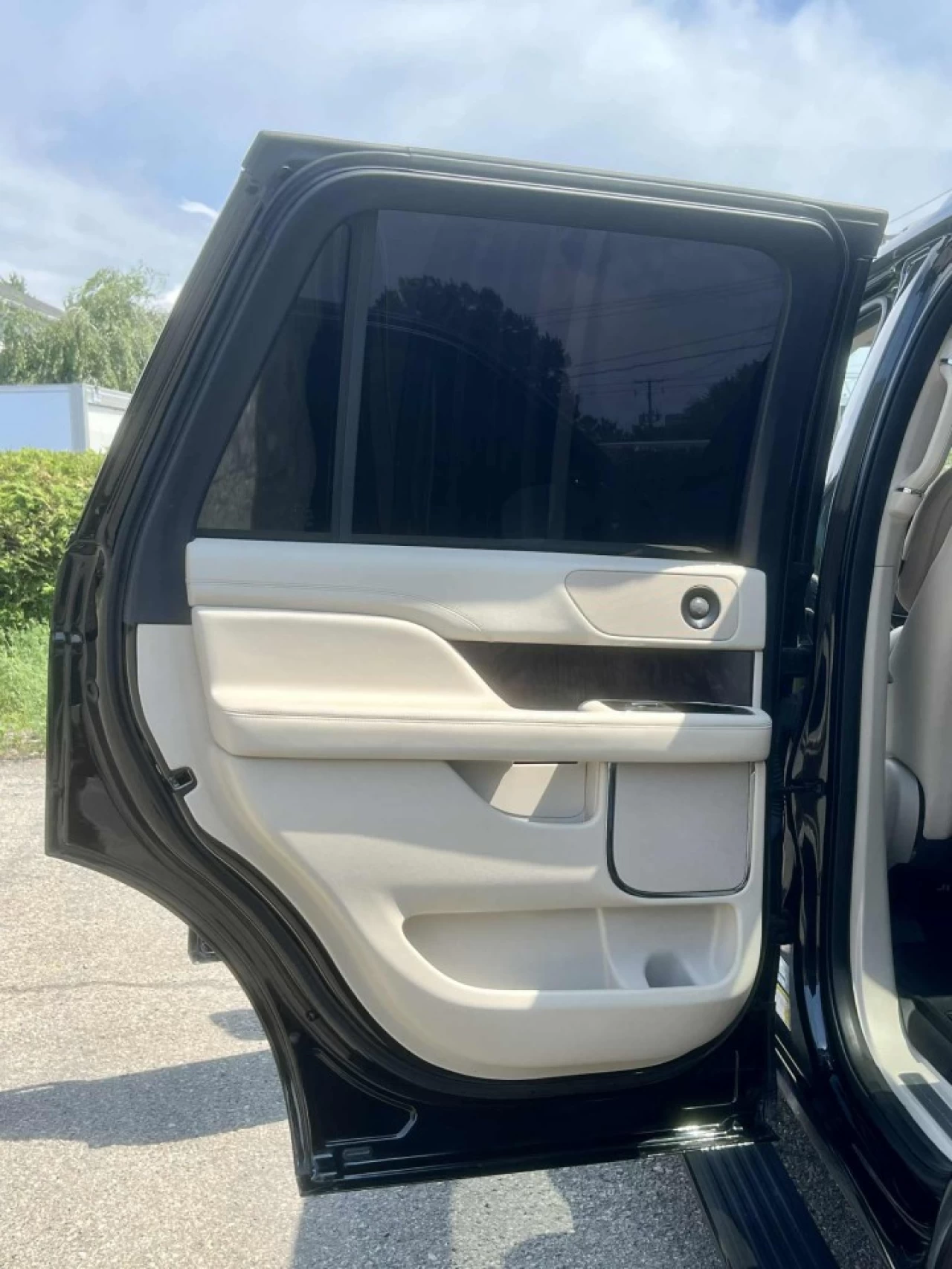 2021 LINCOLN NAVIGATOR EDITION RESERVE + MAGS 22'' + 7 PASSAGERS + TOUTE ÉQUIPÉE  Main Image