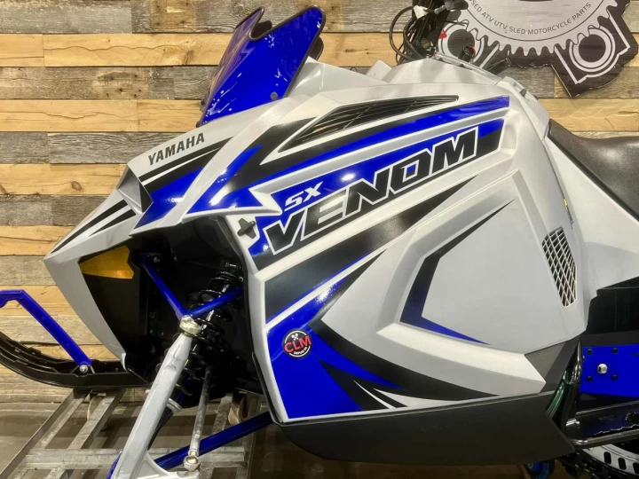 2022 YAMAHA SX VENOM 400 cc EFI 121'' + SEULEMENT 2787 KM + RARE & CONDITION A1 