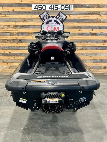 2026 BRP SEA-DOO GTR-X 300 HP + IBR + VTS + AUDIO PREMIUM + 3 PASSAGERS + 4 HR SEULEMENT + GARANTIE + RARE & A1 