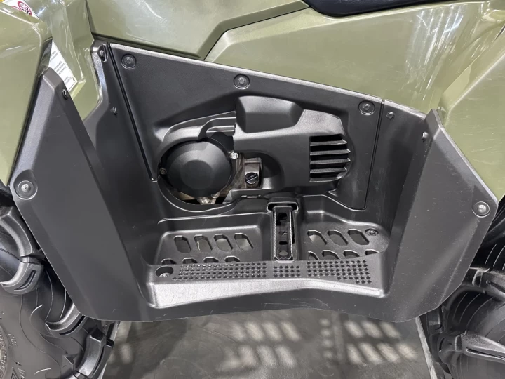 2023 SUZUKI KING QUAD 750 AXI + 4WD + EPS + SEULEMENT 1257 KM + BIEN ÉQUIPÉE + RARE & A1 