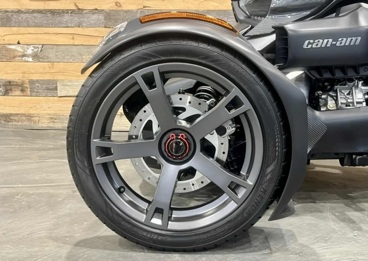 2022 BRP CAN-AM RYKER SPORT 900 ACE EFI + SEULEMENT 8724 KM + ENSEMBLE CARBON + BANC PASSAGER + MUFFLLER + A1 