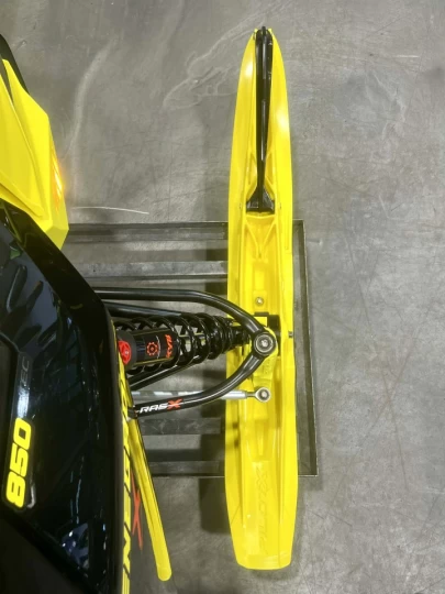 2022 BRP SKI-DOO RENEGADE X-RS 850 E-TEC 137'' + REV GEN4 + MODELE & COULEUR RARE + A1 