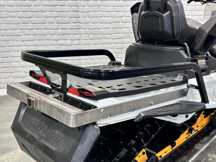 2023 BRP SKI-DOO EXPEDITION S.E = SPECIAL EDITION 900 ACE TURBO EFI 130 HP WT = WIDE TRACK 154'' X 20'' + BANC PASSAGER + 7555 KM + COULEUR RARE & A1 