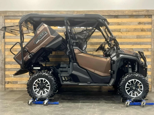HONDA PIONEER-5 1000 LIMITED EDITION + 4X4 + EPS + FOX + 5 PASSAGERS + 2447 KM SEULEMENT  2020