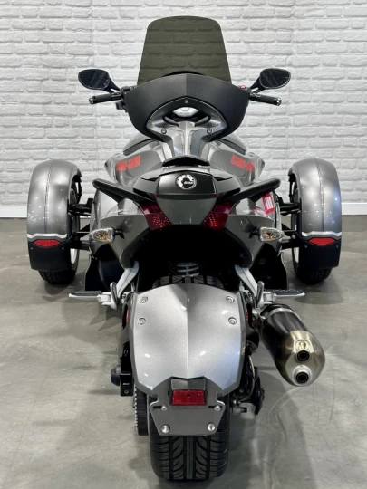 2011 BRP CAN-AM SPYDER RS - ROADSTER SE-5 (SEMI-AUTOMATIQUE) SEULEMENT 29289 KM + RARE & IMPECCABLE A1 