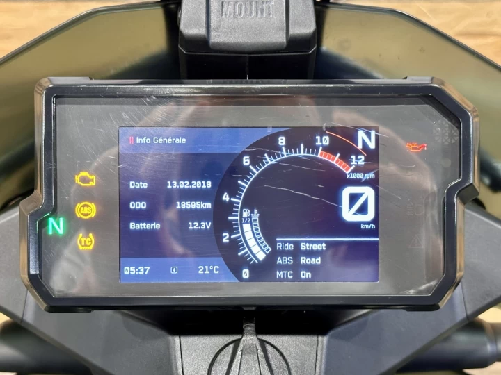 2021 KTM 890 ADVENTURE + A.B.S + BEAUCOUP D'ÉQUIPEMENTS INCLUS $$$ + 18595 KM + RARE & A1 