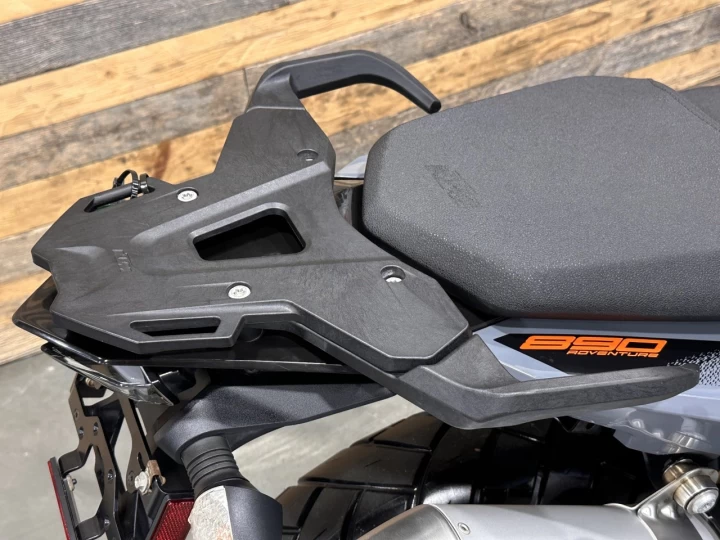 2021 KTM 890 ADVENTURE + A.B.S + BEAUCOUP D'ÉQUIPEMENTS INCLUS $$$ + 18595 KM + RARE & A1 