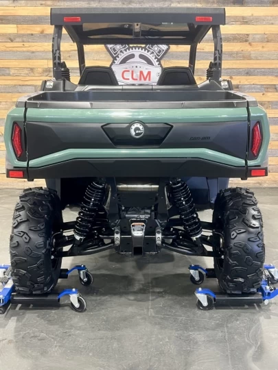 2025 BRP CAN-AM COMMANDER 700 EFI + 4X4 + DPS + MAGS & PNEUS NEUFS + SEULEMENT 2759 KM + RARE & CONDITION A1 