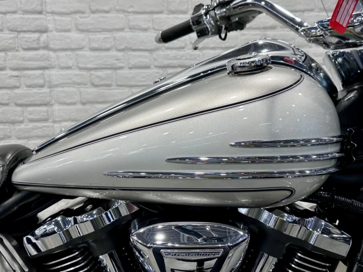 2006 YAMAHA STRATOLINER VX 1900 EFI + MOTO CRUISER - TOURING 