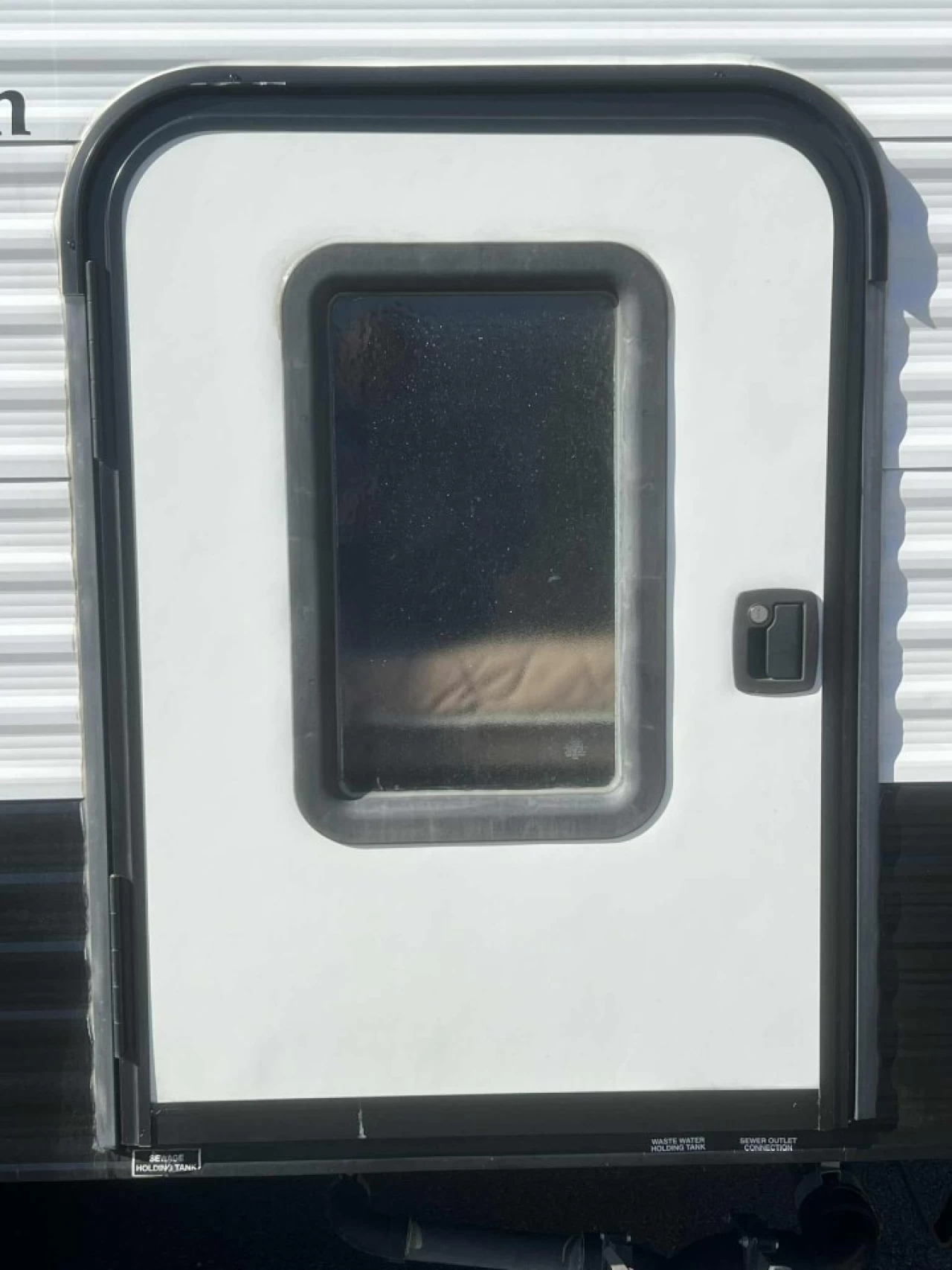 2017 FOREST RIVER COACHMAN CLIPPER 17 BH + BUNK BEDS + COUCHE 5 PERSONNE + COULEUR MODERNE + CONDITION A1  Image principale