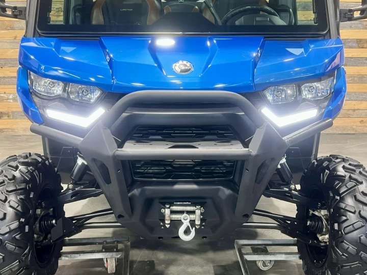 2021 BRP CAN-AM DEFENDER CAB HD-10 LIMITED + 4X4 + D.P.S + 3985 KM SEULEMENT + TOUTE ÉQUIPÉE + RARE & IMPECCABLE A1 