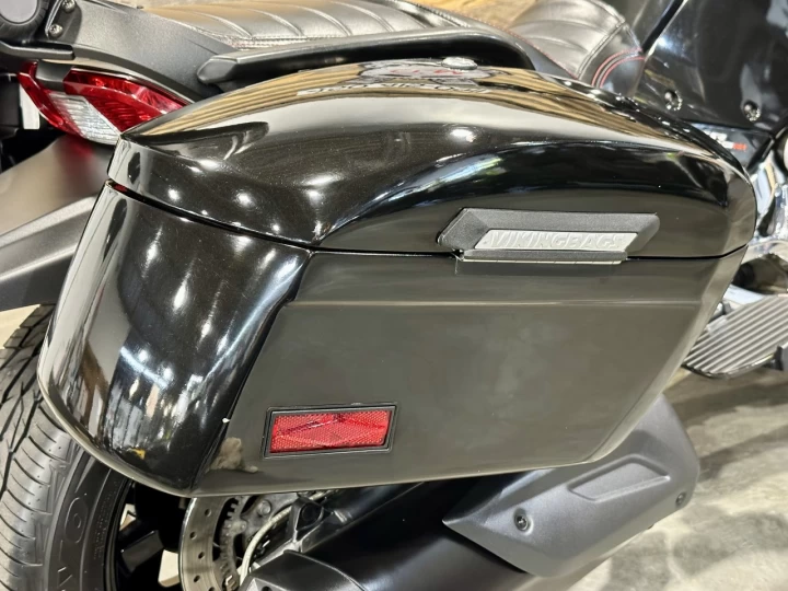 2015 BRP CAN-AM SPYDER F3 ''S'' SE-6 (SEMI-AUTOMATIQUE) + SUSPENSION FOX + BEAUCOUP D'EQUIPEMENTS $$$ + RARE & A1 