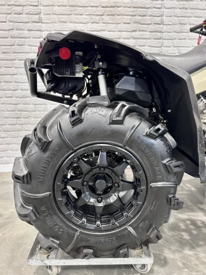 2022 BRP CAN-AM RENEGADE X-MR 650 EFI + 4WD + DPS + FOX + GORILLA 30'' + 2929 KM SEULEMENT + RARE & A1 