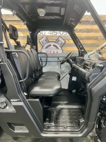 2022 BRP CAN-AM DEFENDER HD-10 + DPS + 6X6 + SEULEMENT 2556 KM + ULTRA RARE & A1 