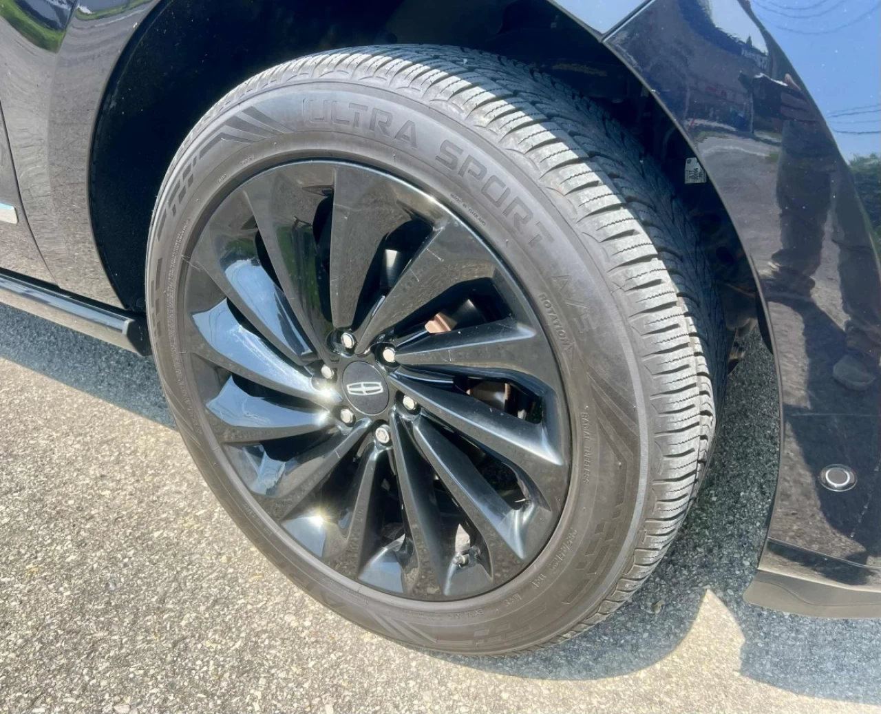 2021 LINCOLN NAVIGATOR EDITION RESERVE + MAGS 22'' + 7 PASSAGERS + TOUTE ÉQUIPÉE  Main Image