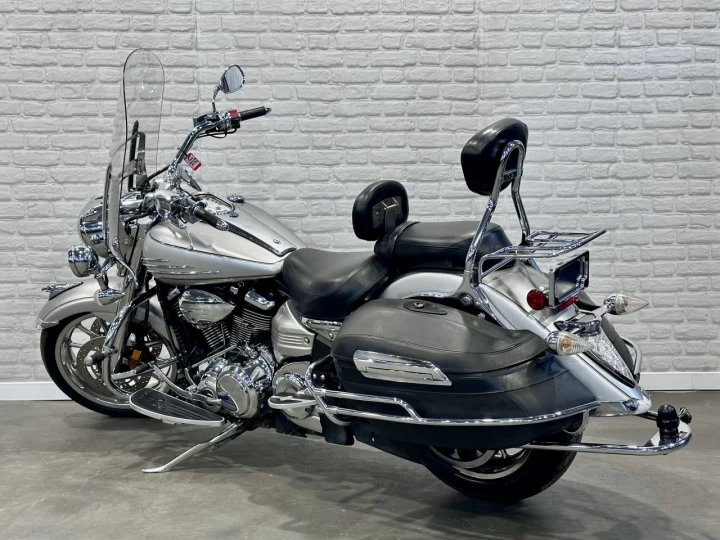 2006 YAMAHA STRATOLINER VX 1900 EFI + MOTO CRUISER - TOURING 