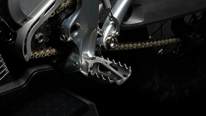 2025 STARK FUTURE VARG EX 60 HP @ 80 HP + LÉGALE SUR LA ROUTE + NEUF 0 KM + GARANTIE 2 ANS 