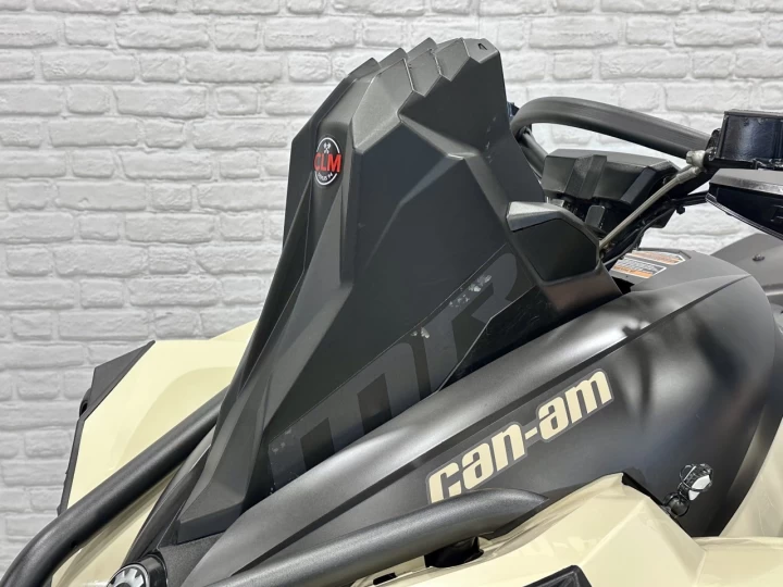 2022 BRP CAN-AM RENEGADE X-MR 650 EFI + 4WD + DPS + FOX + GORILLA 30'' + 2929 KM SEULEMENT + RARE & A1 