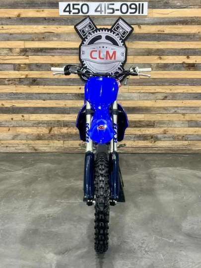 2023 YAMAHA YZ 450F EFI + 4 TEMPS + SEULEMENT 17 HR + MX-ENDURO-SNOWBIKE + CONDITION A1 