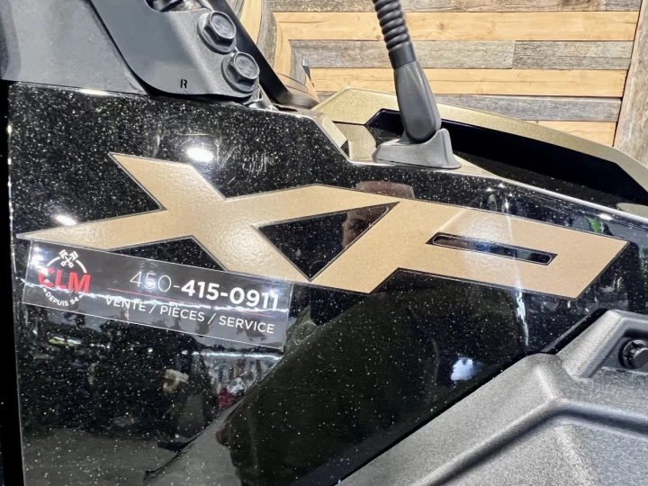 2023 POLARIS GENERAL 4 XP 1000 DLX-DELUXE EDITION + 4X4 + EPS + RIDE COMMAND GPS - AUDIO + 4 PASSAGERS + GARANTIE SEPT 2028 