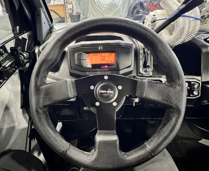 2022 BRP CAN-AM DEFENDER HD-10 + DPS + 6X6 + SEULEMENT 2556 KM + ULTRA RARE & A1 