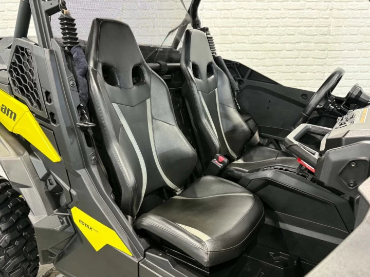 2019 BRP CAN-AM MAVERICK SPORT 1000R EFI + 4WD + DPS + FOX + BEAUCOUP D'ÉQUIPEMENTS $$$ + RARE & A1 