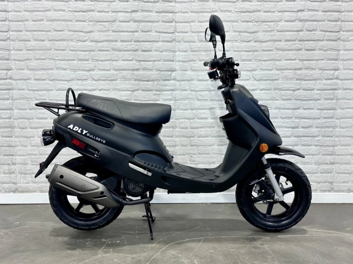 2026 ADLY SCOOTER BULLSEYE GTC 50 cc + 2 TEMPS + NEUF 0 KM + EN INVENTAIRE & LIVRAISION RAPIDE 