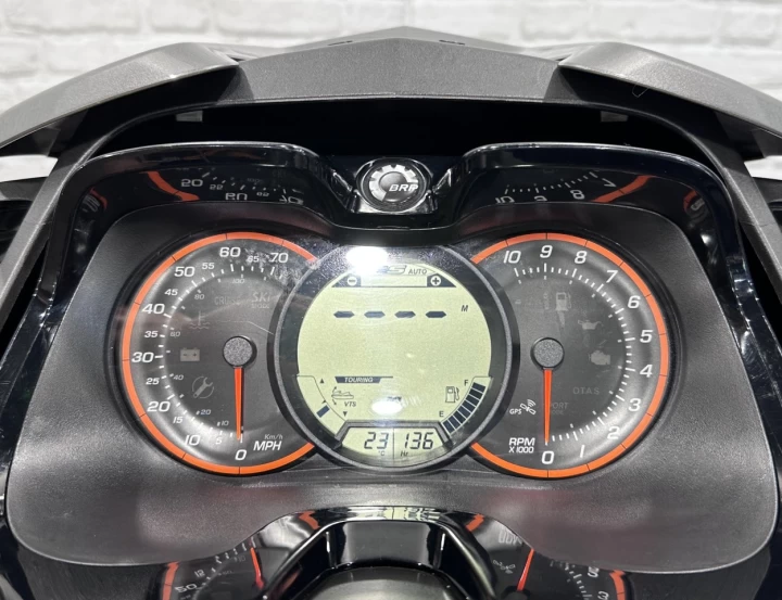 2013 BRP SEA-DOO GTX LIMITED 260 HP I.S = SUSPENSION INTELLIGENTE + IBR + VTS + SEULEMENT 136 HR + 3 PASSAGERS + RARE & A1 