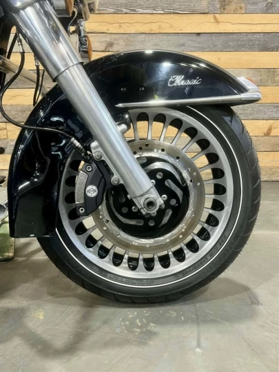2011 HARLEY-DAVIDSON FLHTC ELECTRA GLIDE CLASSIC + 96 ci = 1584 cc EFI + 92849 KM + RARE & A1 