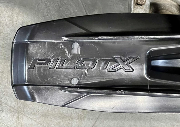 2023 BRP SKI-DOO RENEGADE ADRENALINE 900 ACE ITC 137'' + SEULEMENT 5308 KM + ROLLERSKI + CONDITION IMPECCABLE A1 