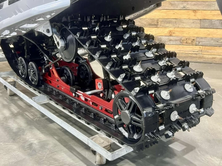 2024 BRP SKI-DOO RENEGADE X-RS 900 ACE TURBO ''R'' 180 H.P + PLATEFORME REV GEN5 + 7911 KM + CONDITION A1 