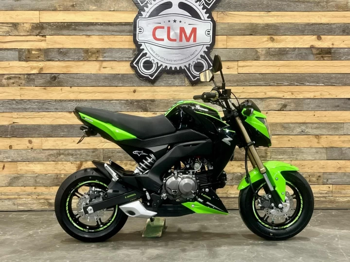 2017 KAWASAKI Z125 PRO + 4 VITESSES + SEULEMENT 4394 KM + RARE & CONDITION A1 